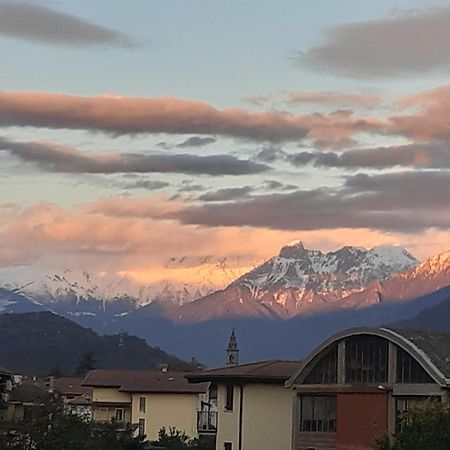 B&B Daniela Darfo Boario Terme Bagian luar foto