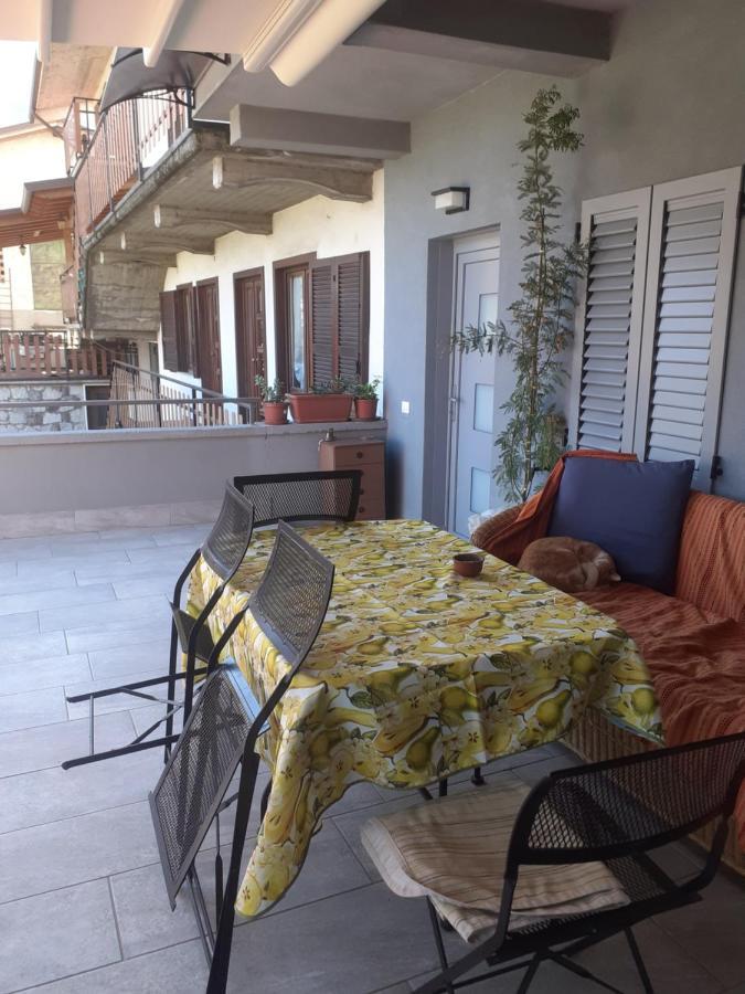 B&B Daniela Darfo Boario Terme Bagian luar foto